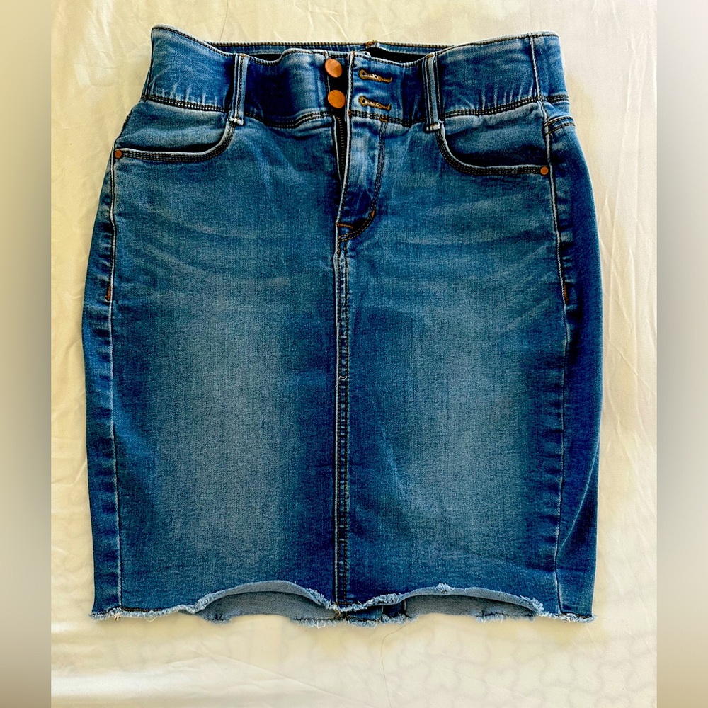 Short Denim skirt by Apt 9